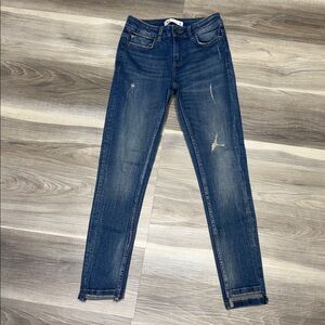 Zara Classic Blue skinny jeans size 2